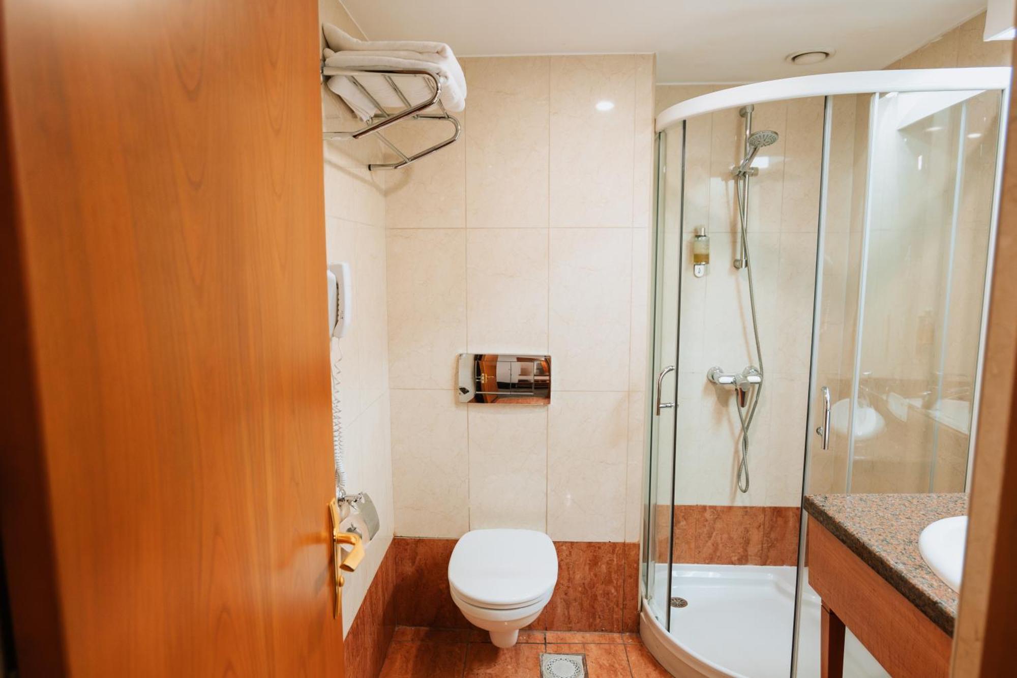 Hotel Duke Romana Center 3*