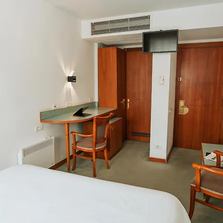 Hotel Duke Romana City Center Bucharest Exterior photo