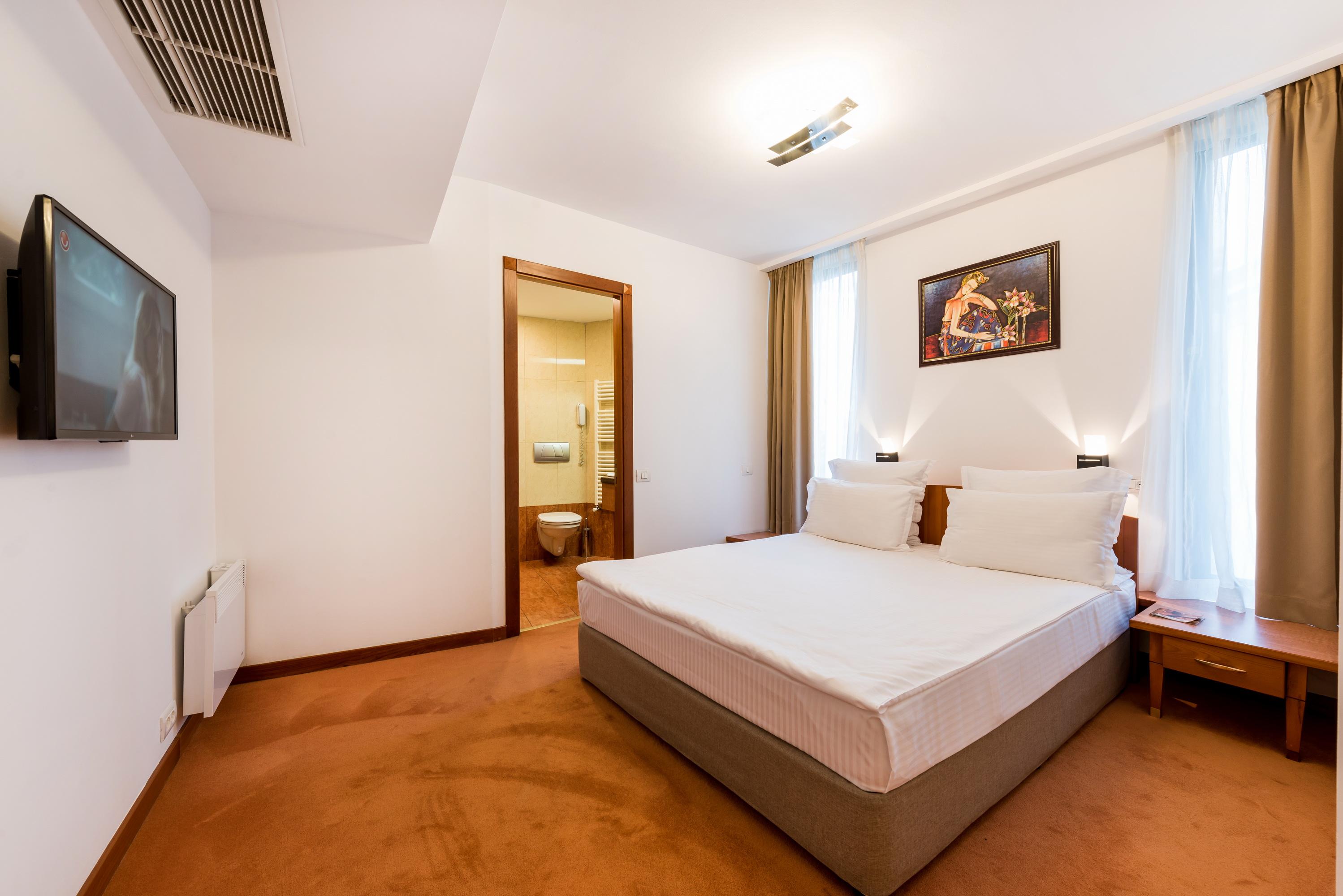 Duke Romana Center Bucureşti