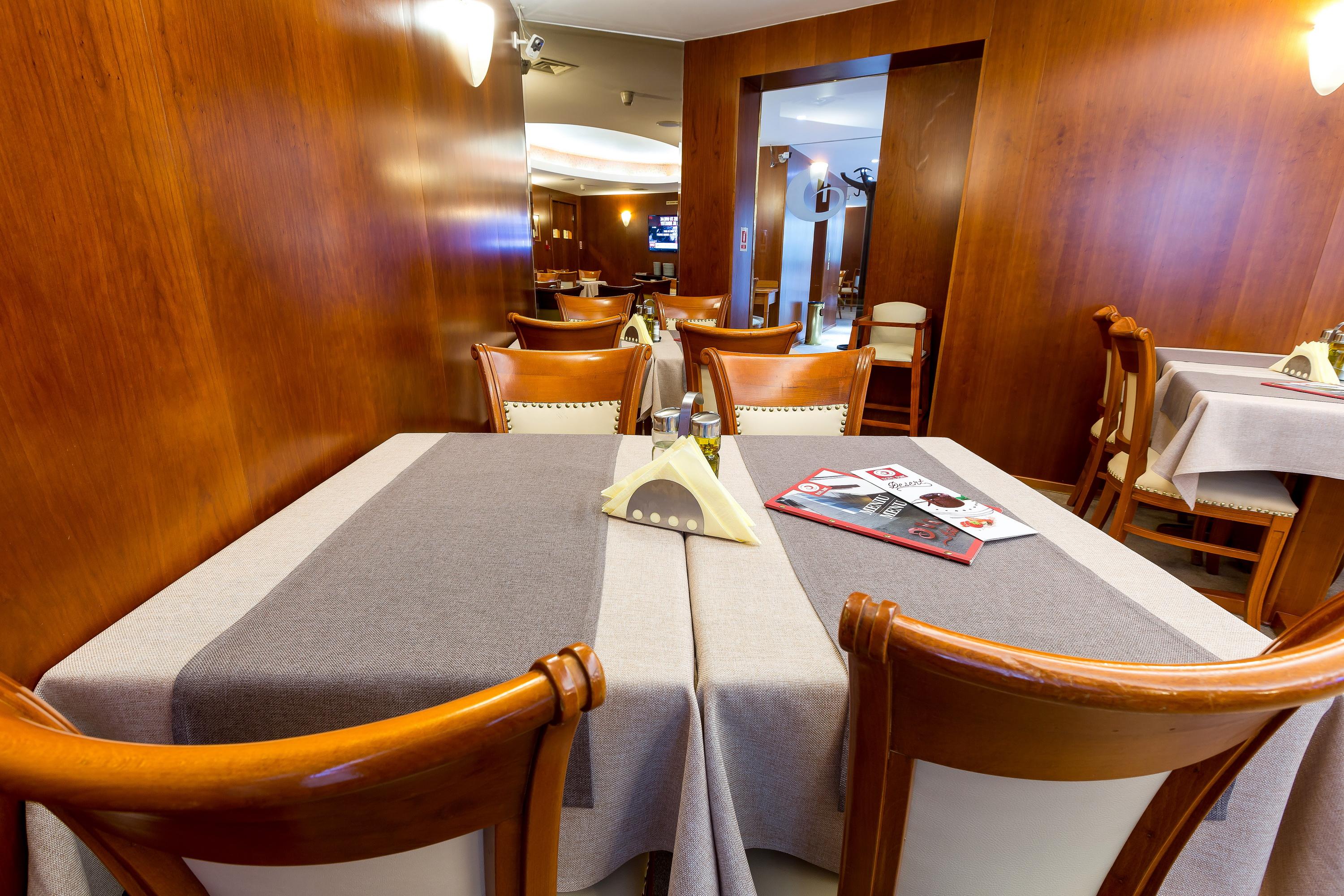 Duke Romana Center Hotel 3*