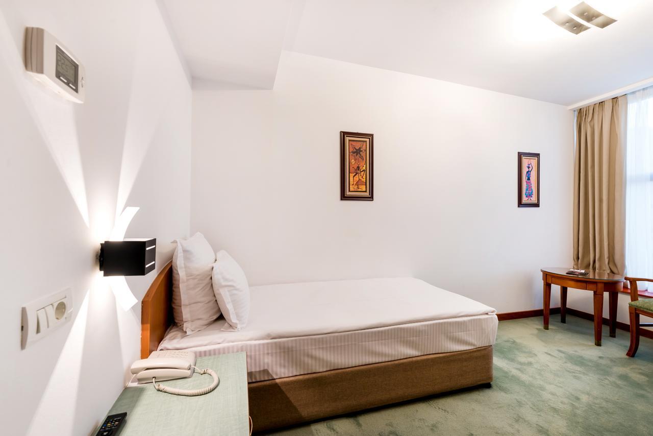 Duke Romana Center Bucureşti